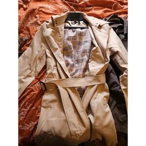 Meimingya Beige Trench Coat with Plaid Lining
